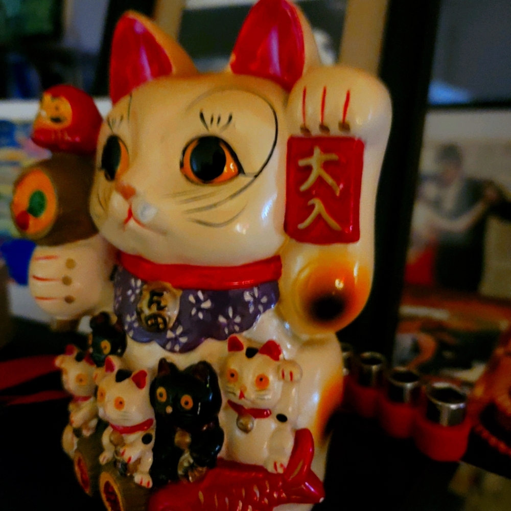 Antique Japanese Neko Money Bank